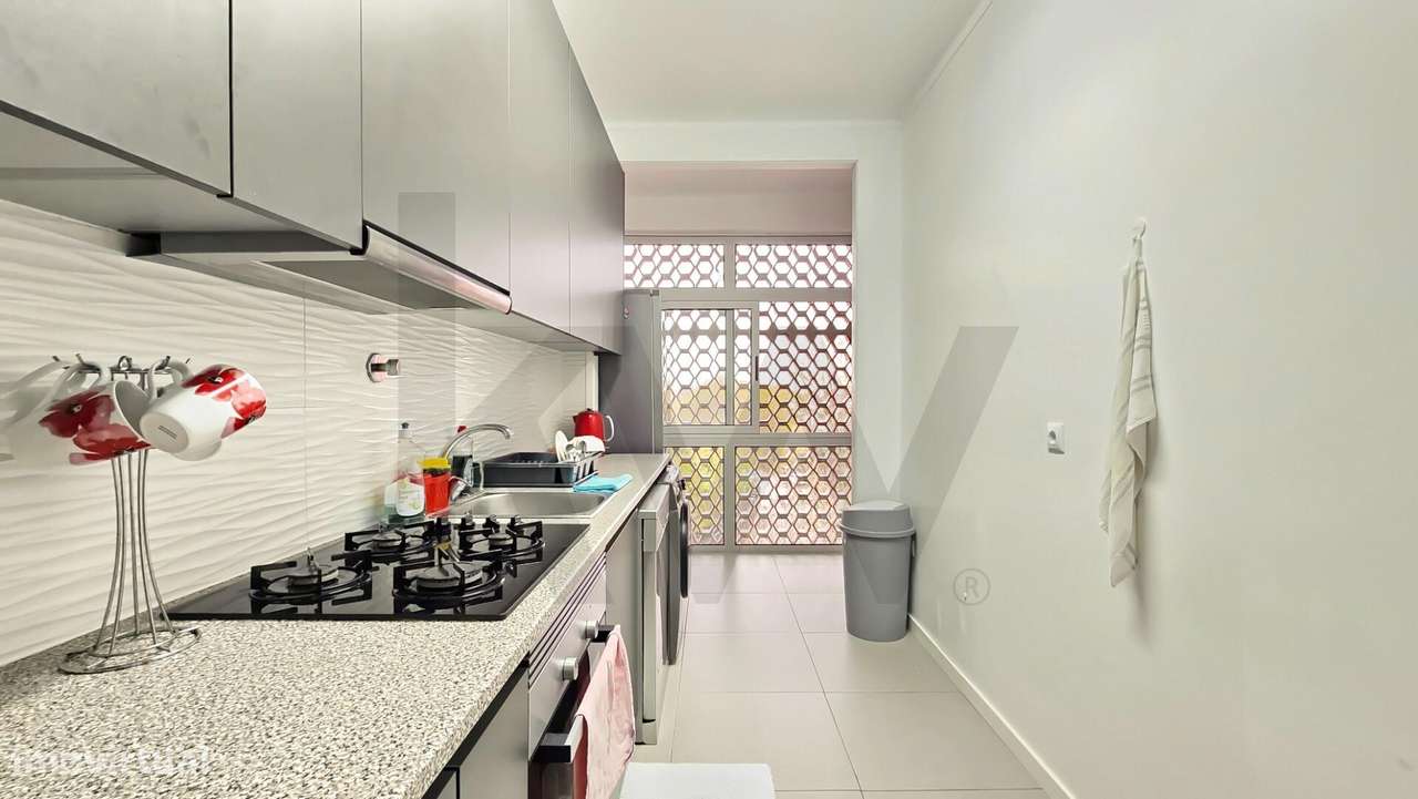 Oportunidade de Investimento com Rentabilidade Imediata em Aveiro! T2 - Grande imagem: 2/30