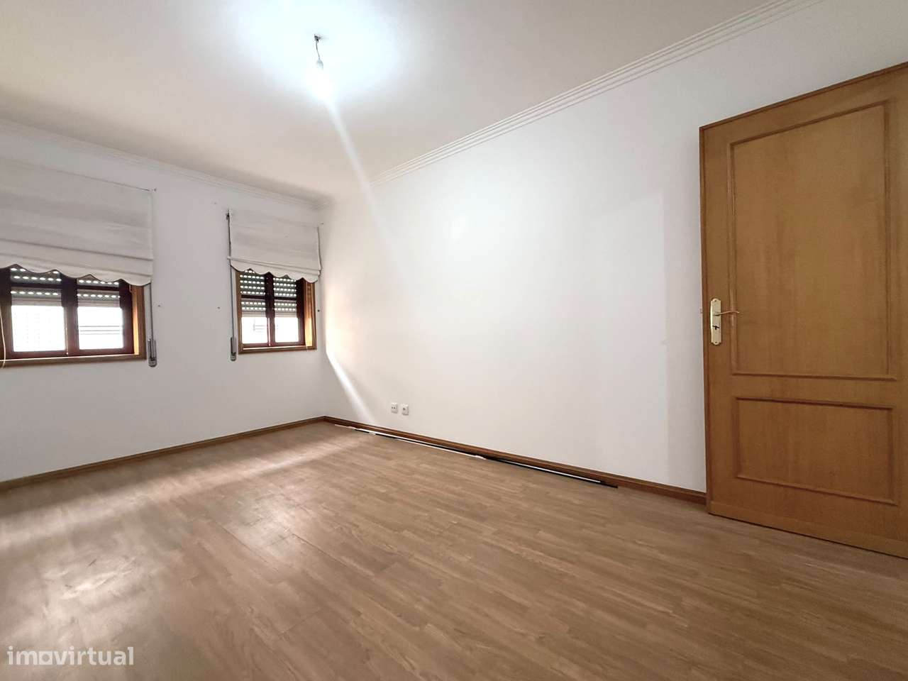 Apartamento T3 com Suíte, Varanda e Garagem – Praia do Furadouro-11