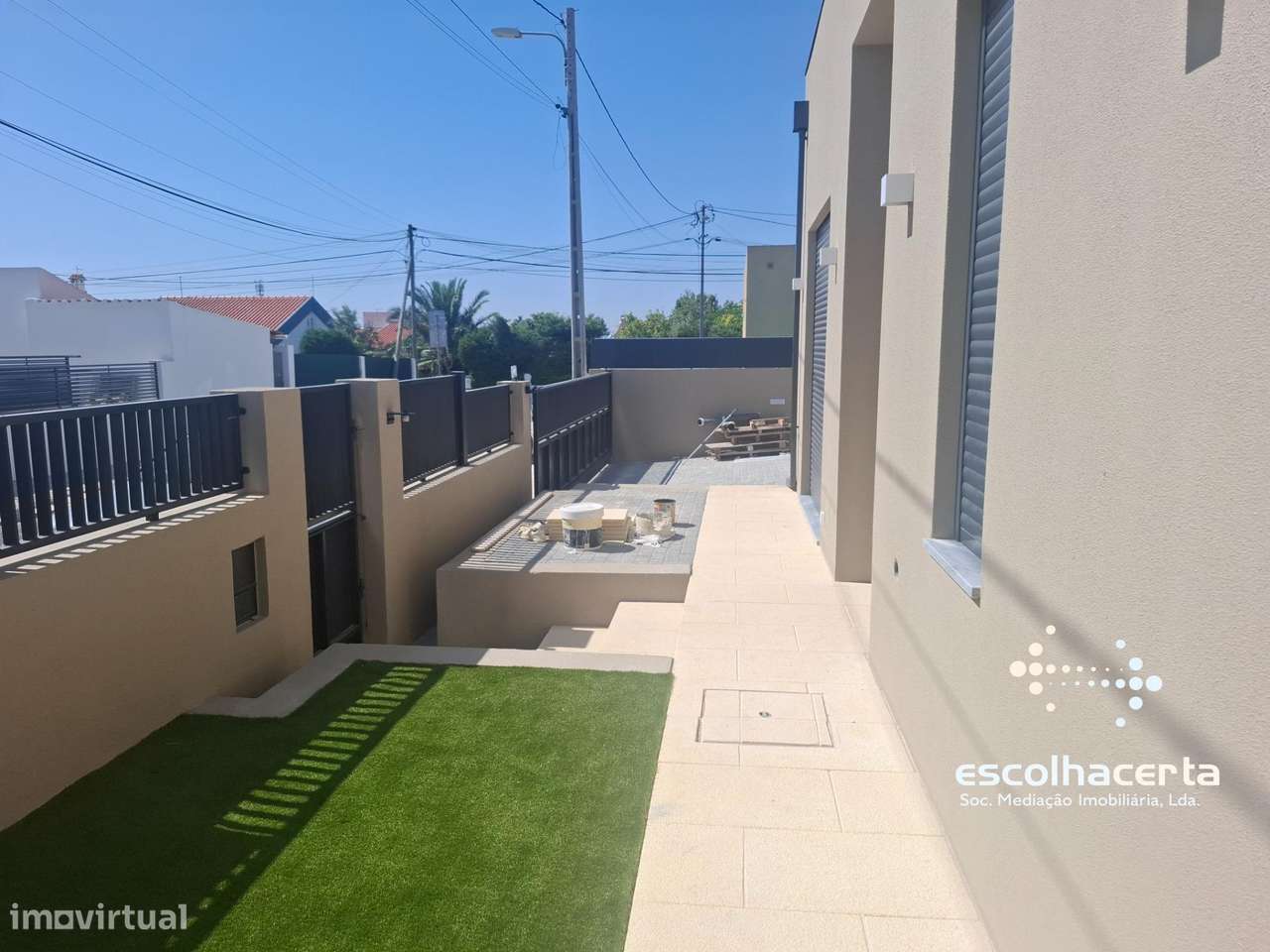Moradia Térrea T4 Nova com Piscina Brejos Azeitão-19