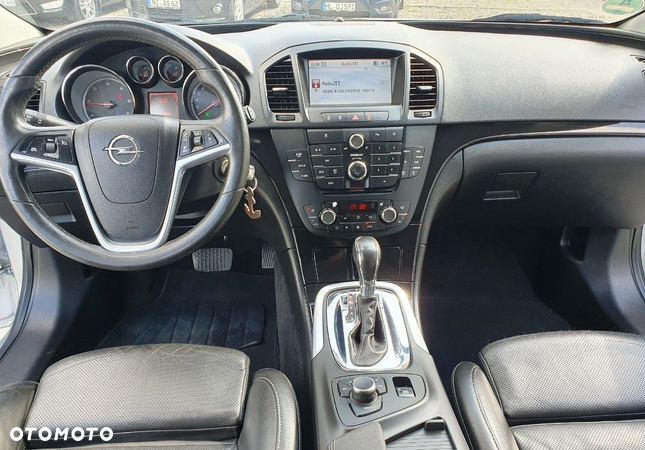 Opel Insignia - 11