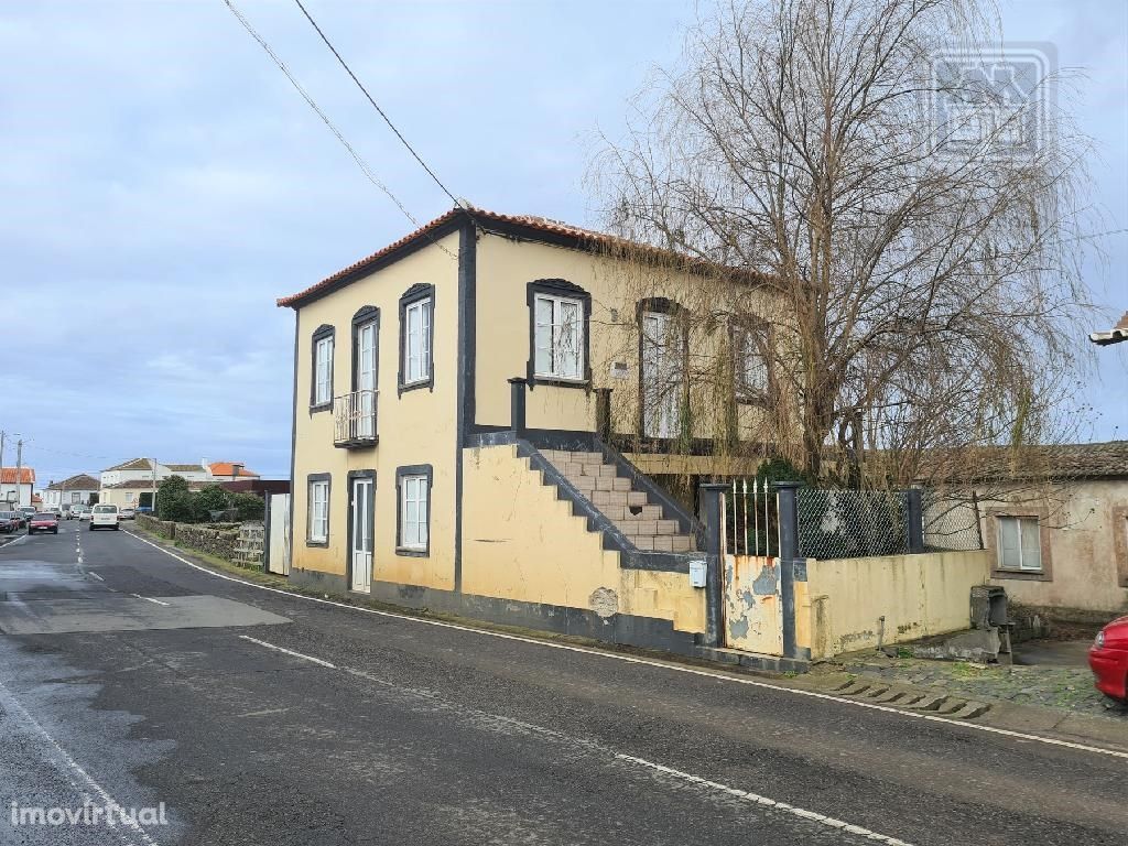 MORADIA/CASA T3 para VENDA nas Lajes, Praia da Vitória, I...