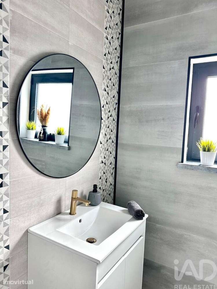 Moradia térrea T4 em Samora Correia de 163,16 m2 - Grande imagem: 2/13