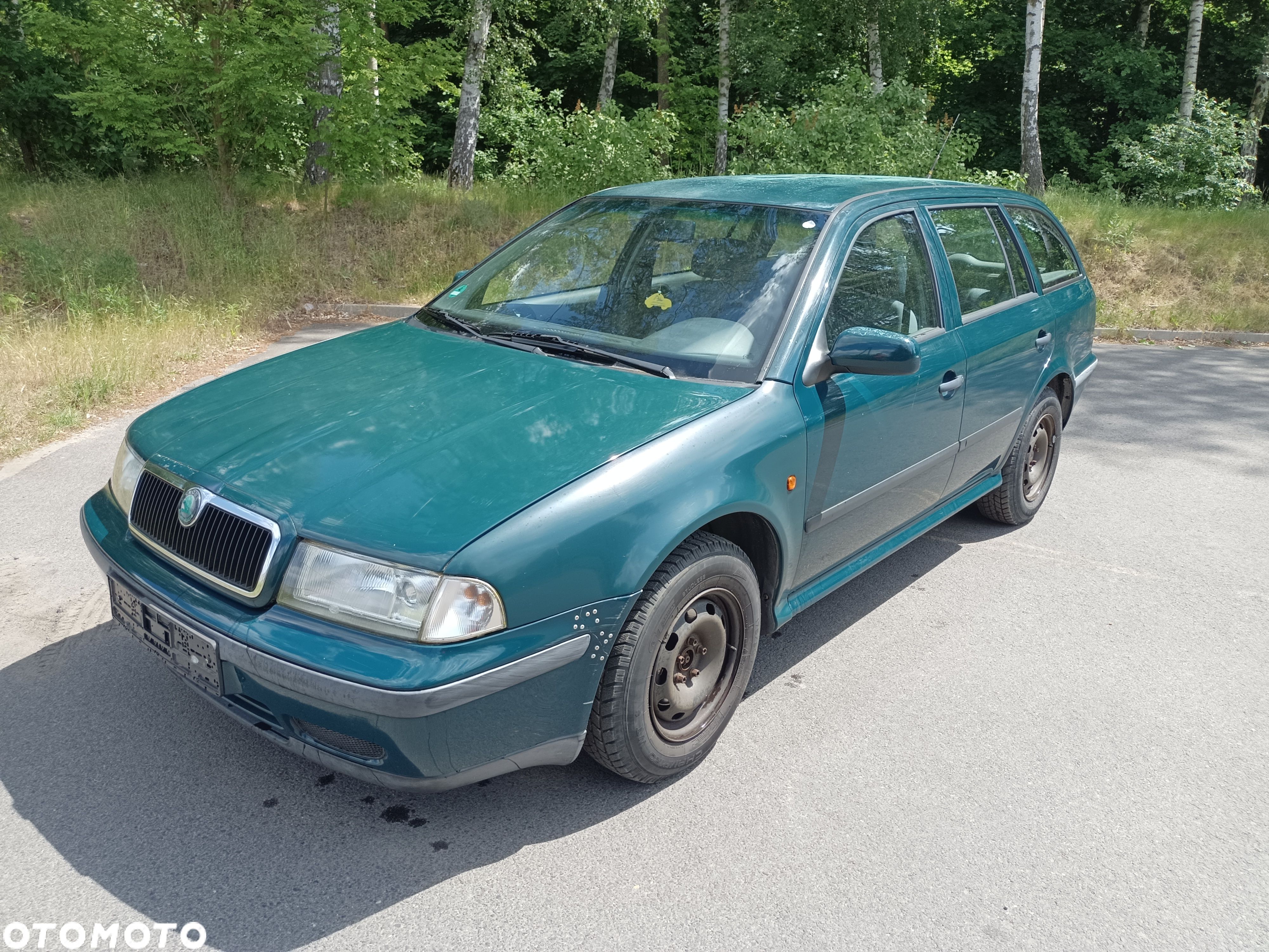 Skoda Octavia 1.6 Combi Tour - 1