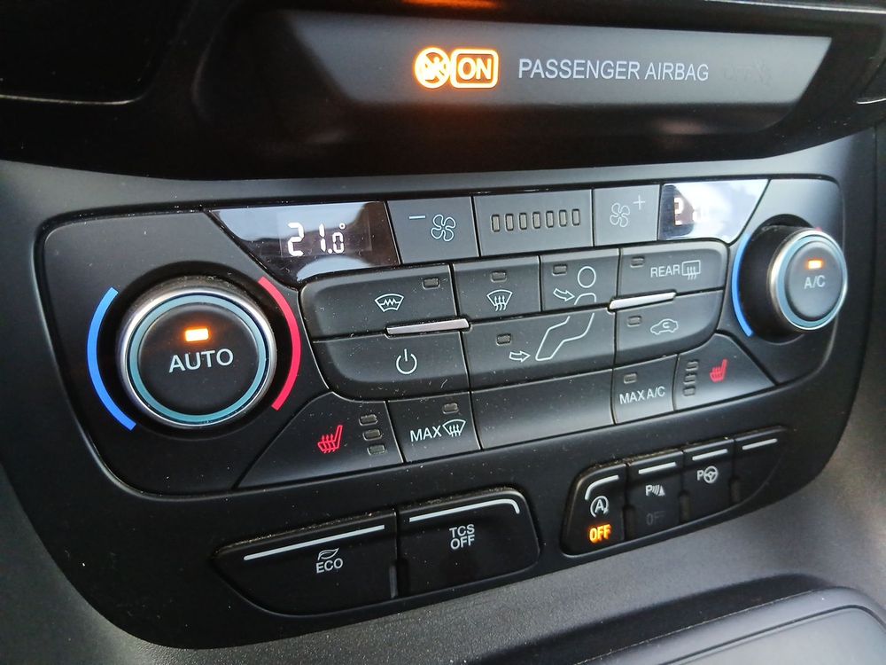 ford tourneo-connect