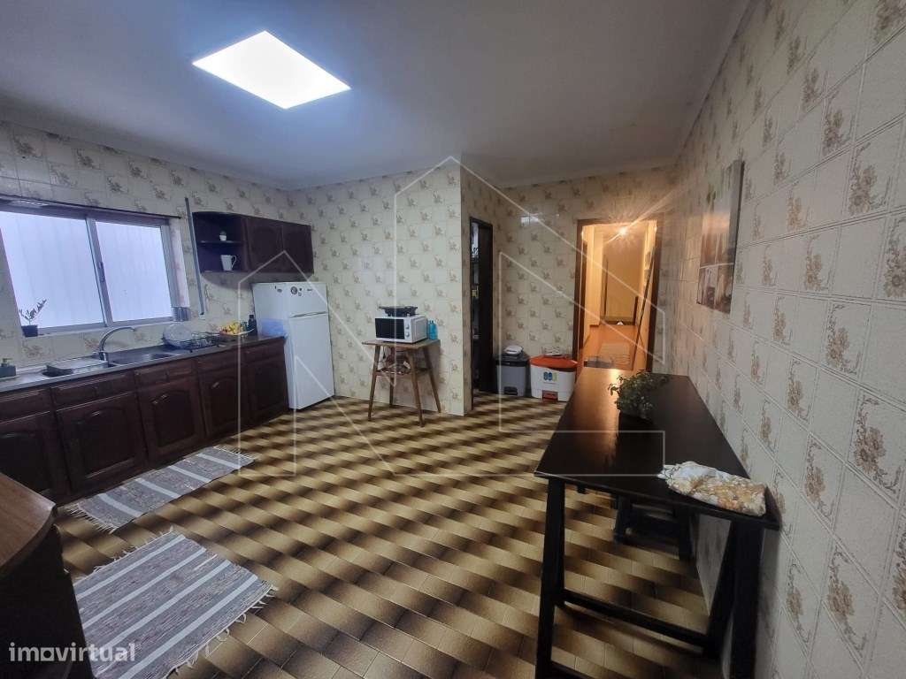 Excelente moradia t4 em Oiã-15