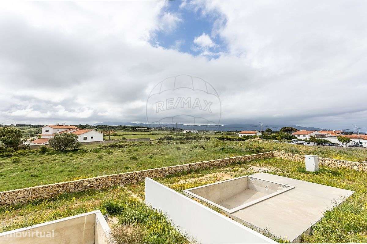 Moradia T4 para venda-16