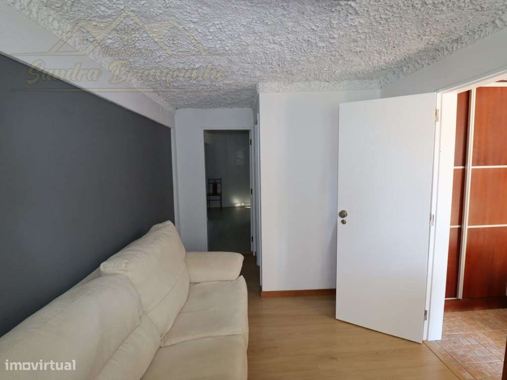 Moradia T3 em lote de 2800m2-17