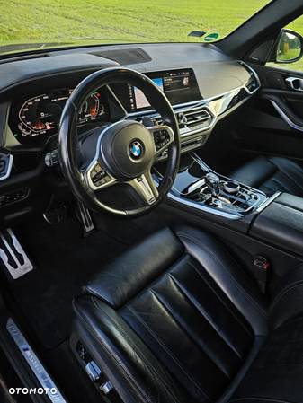 BMW X5 M M50d - 17