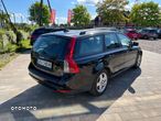 Volvo V50 2.0D Momentum - 10