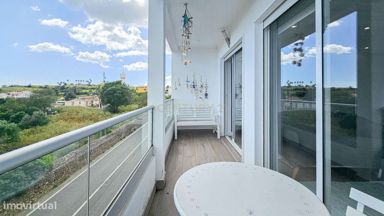 Apartamento T2 |  Renovado | Varanda | Vista Mar | Albufeira - Grande imagem: 4/31