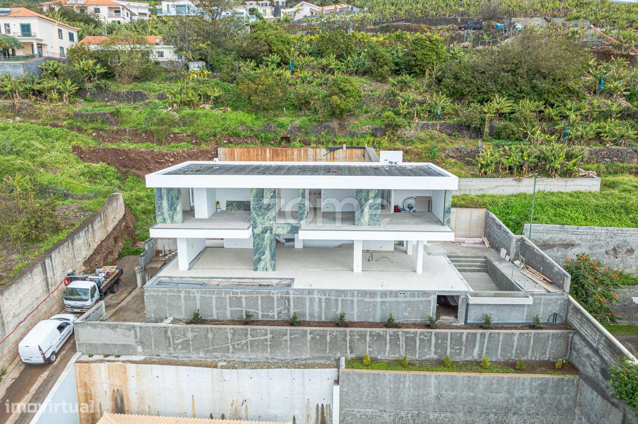 Moradia T3| Vista Mar| Luxo| Calheta - Grande imagem: 2/41