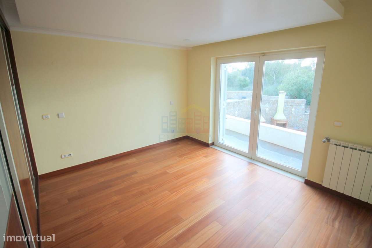 Vivenda de Luxo com Piscina Belas-18