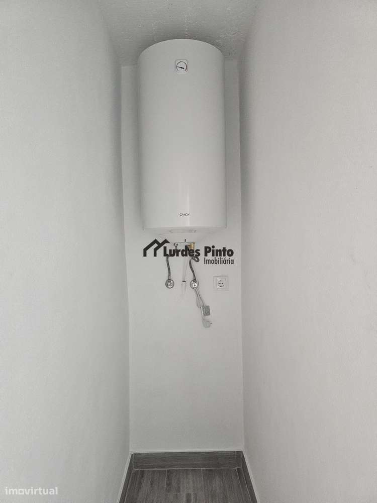 Moradia V3 remodelada - Grande imagem: 5/14