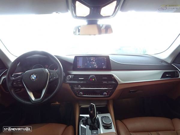 BMW 520 d Line Luxury Auto - 13