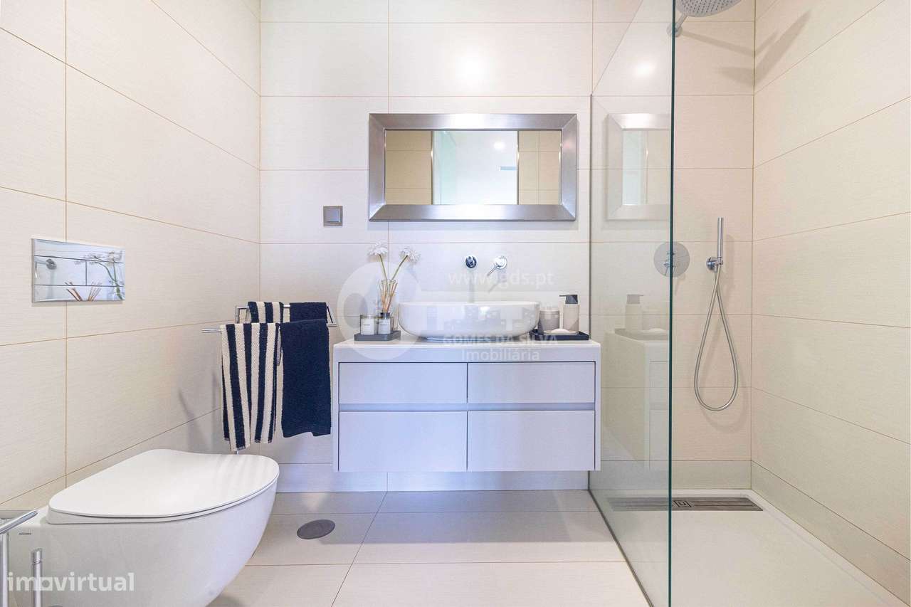 Apartamento T3 na Rua do Passal, Fraião-24