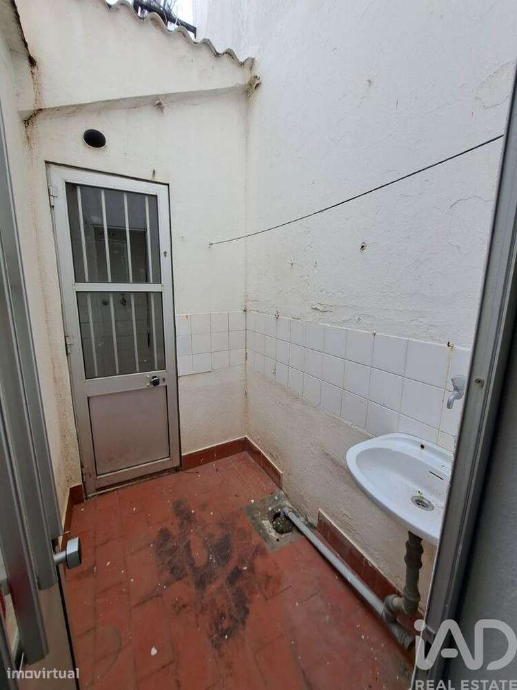 Loja / Estabelecimento Comercial T2 em Vila Real de Santo António de 8 - Grande imagem: 4/19