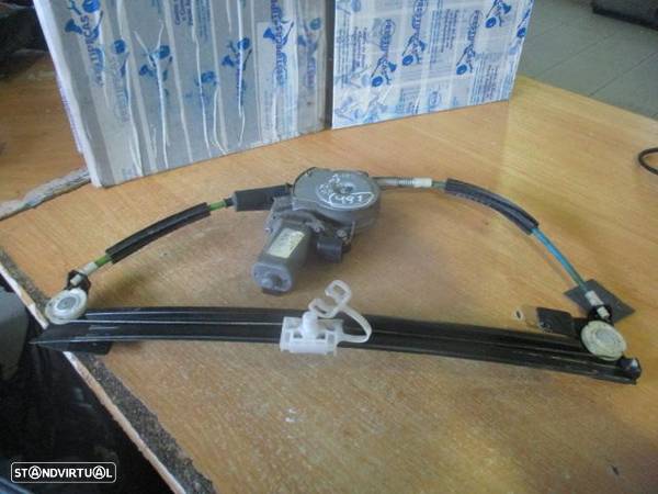 Elevador Com Motor 46751871 ALFA ROMEO 147 2002 1.6I   3P   FE - 1