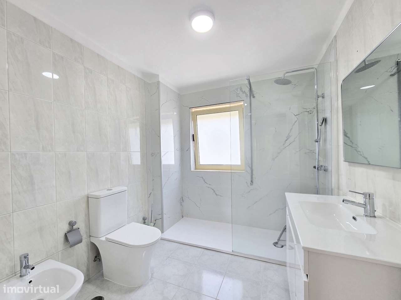 Moradia 5 quartos-16