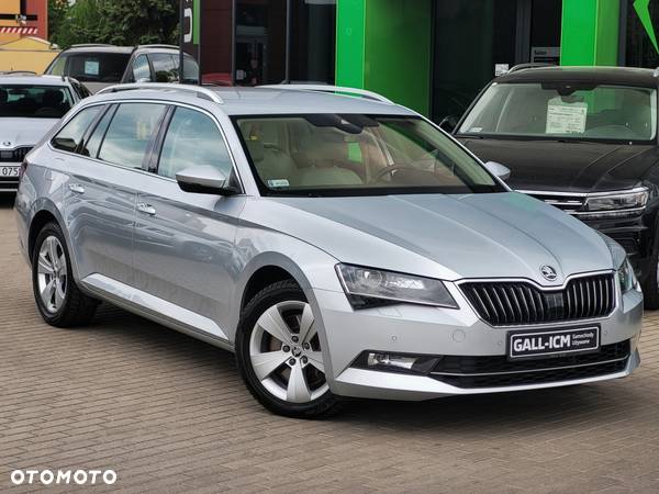 Skoda Superb 2.0 TSI 4x4 Style DSG - 5