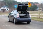 Toyota Prius 1.8 HSD Premium - 11