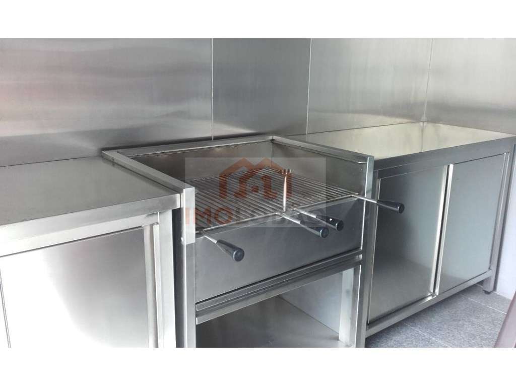 MOR C/ PISCINA - LOBÃO-25