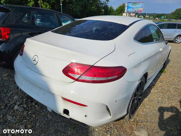 Mercedes-Benz Klasa C 220 d Coupe 9G-TRONIC Night Edition - 6