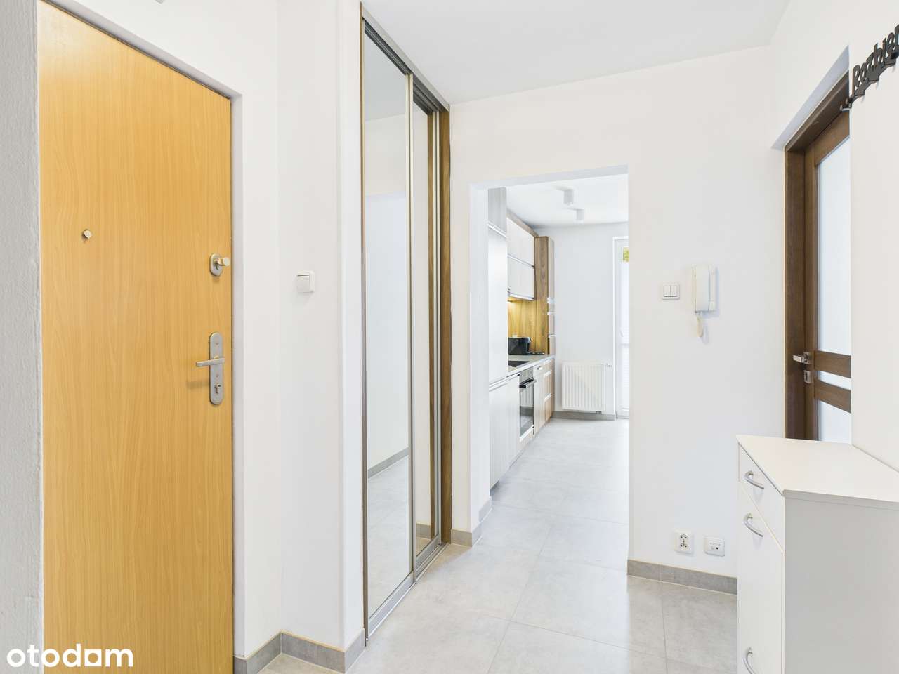 Przestronne 2 pokoje + kuchnia przy Parku! Czyżyny!-11