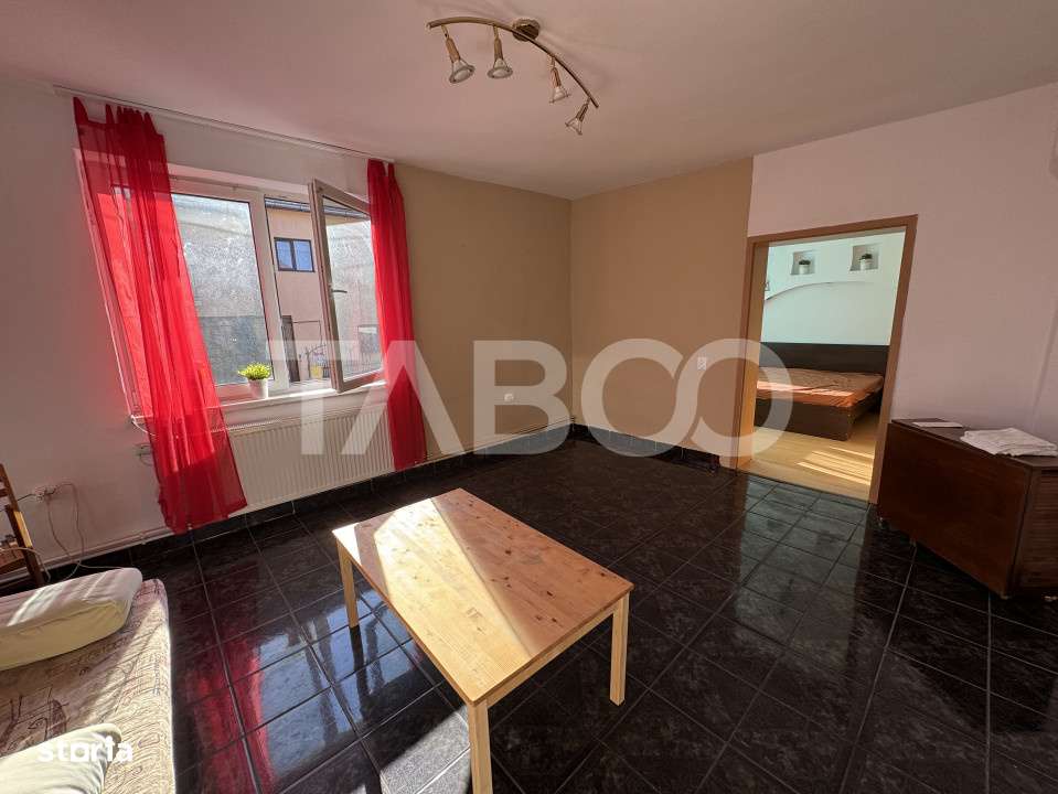 Casa de inchiriat cu 5 camere curte pet friendly Lazaret Sibiu - Imagine principală: 1/12