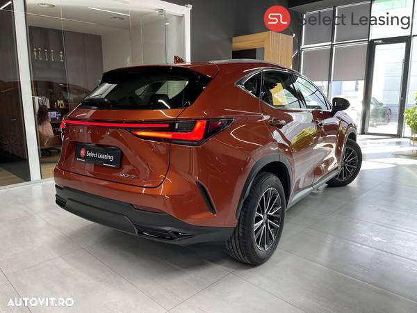 Lexus Seria NX 350h - 2