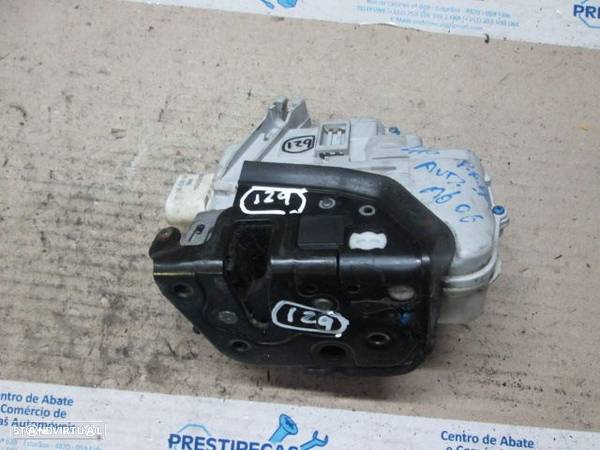 Fecho 4F2837016 AUDI A6 2006 FD ELETRICO - 4