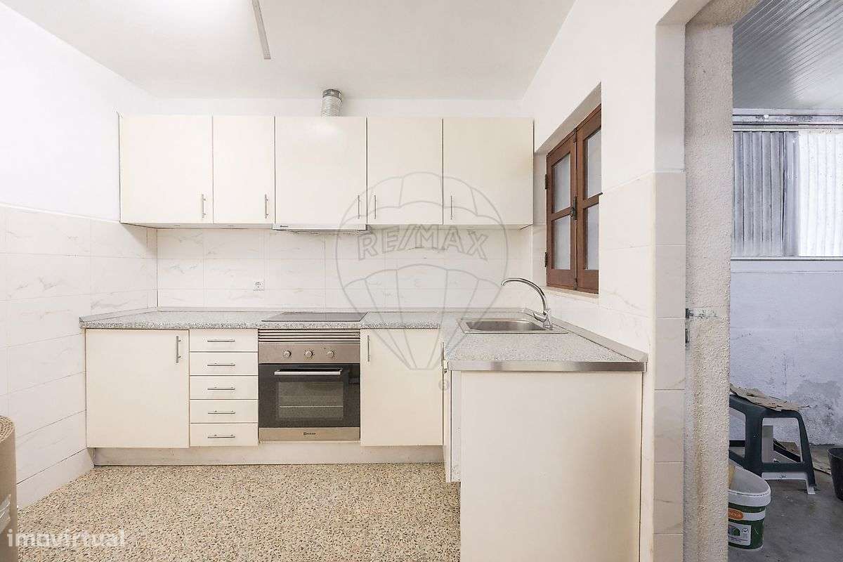 Moradia T2 situada na tranquila zona dos Moitinhos, Ílhavo. - Grande imagem: 3/22