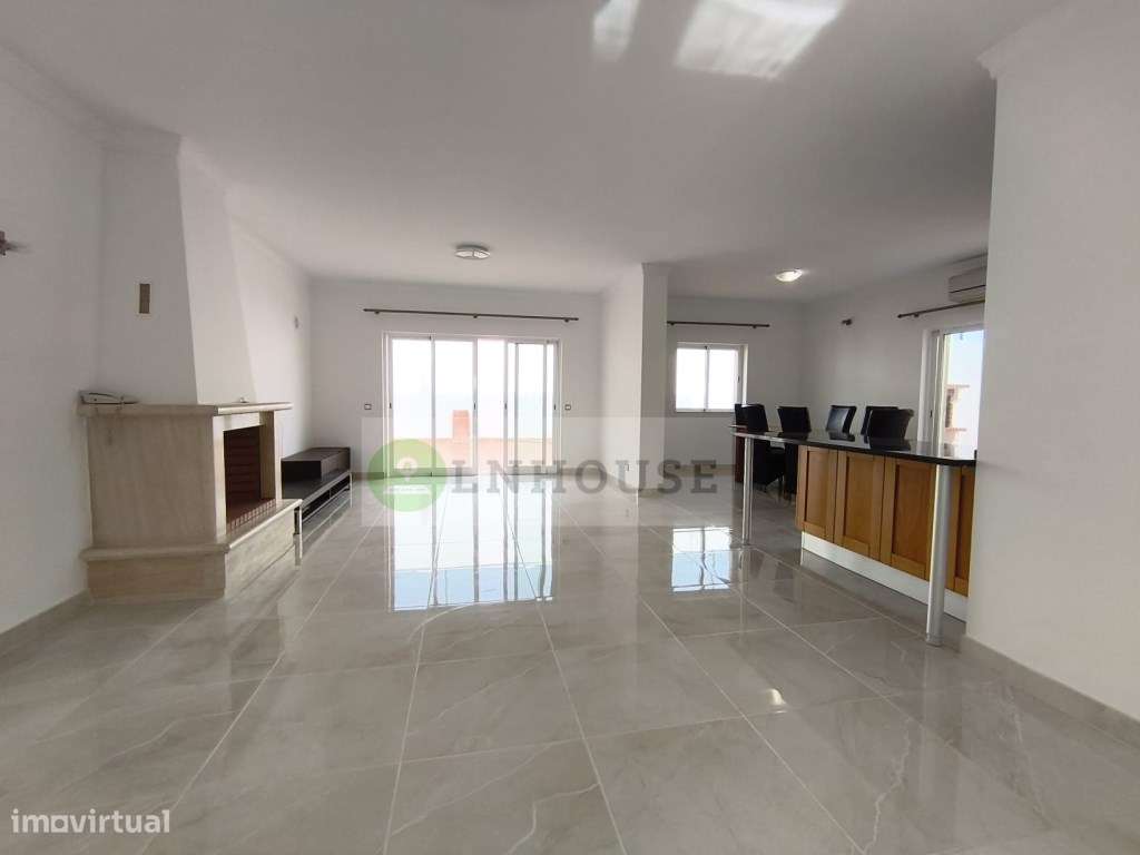 Moradia T4 com piscina e garagem - Castro Marim-10