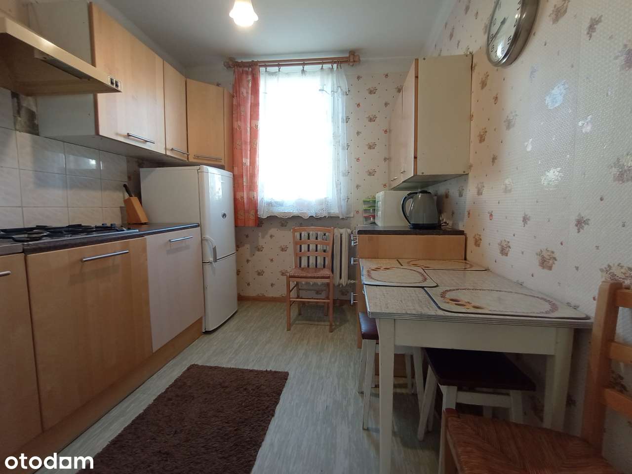 59m² 3 pokojowe, oddzielna kuchnia, piwnica 15m², 1 piętro, dwustronne - Pełny obrazek: 4/8