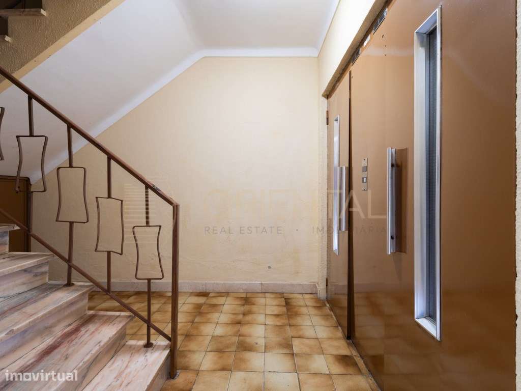 Apartamento T2+1 em Rio de Mouro-18