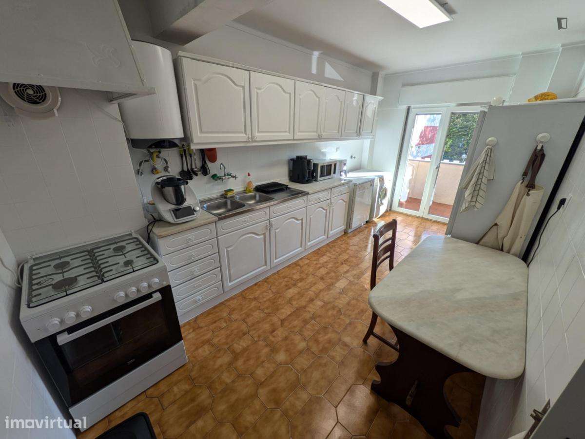 Apartamento com 1 quartos - localizado em Amadora Lisbon - Grande imagem: 4/7