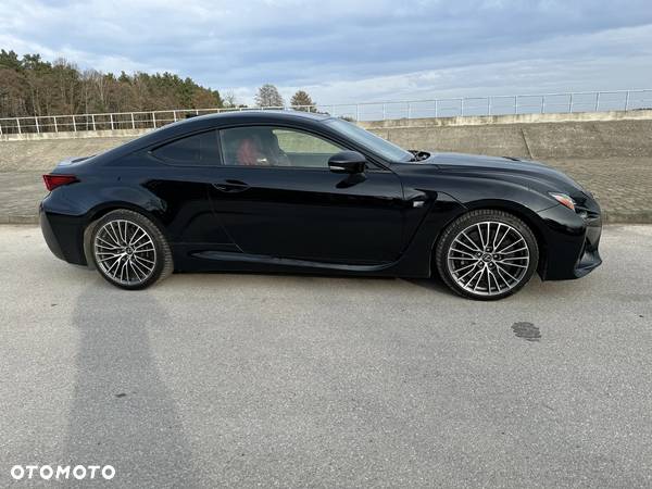 Lexus RC F Carbon - 10