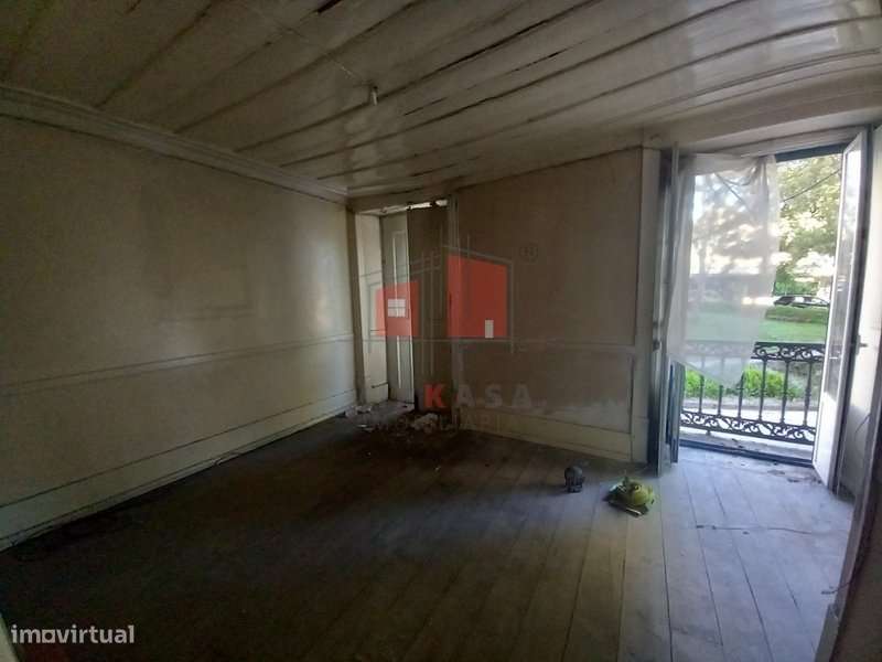 Prédio para remodelação em Alcântara - Grande imagem: 4/35