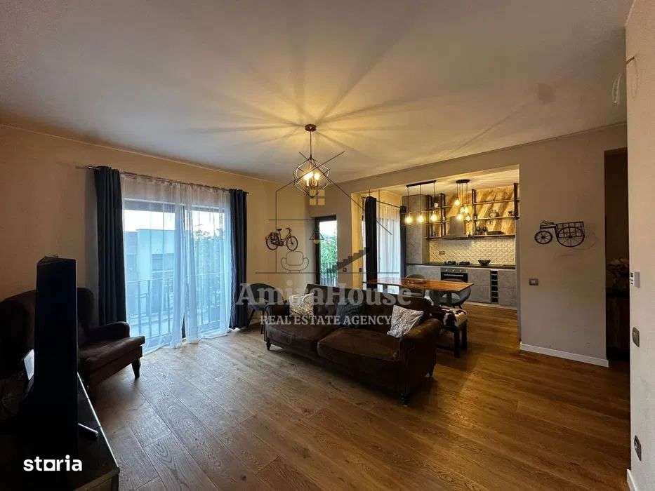 Apartament 3 camere in imobil tip vila, 79 mp, garaj, curte comuna, Gr-1