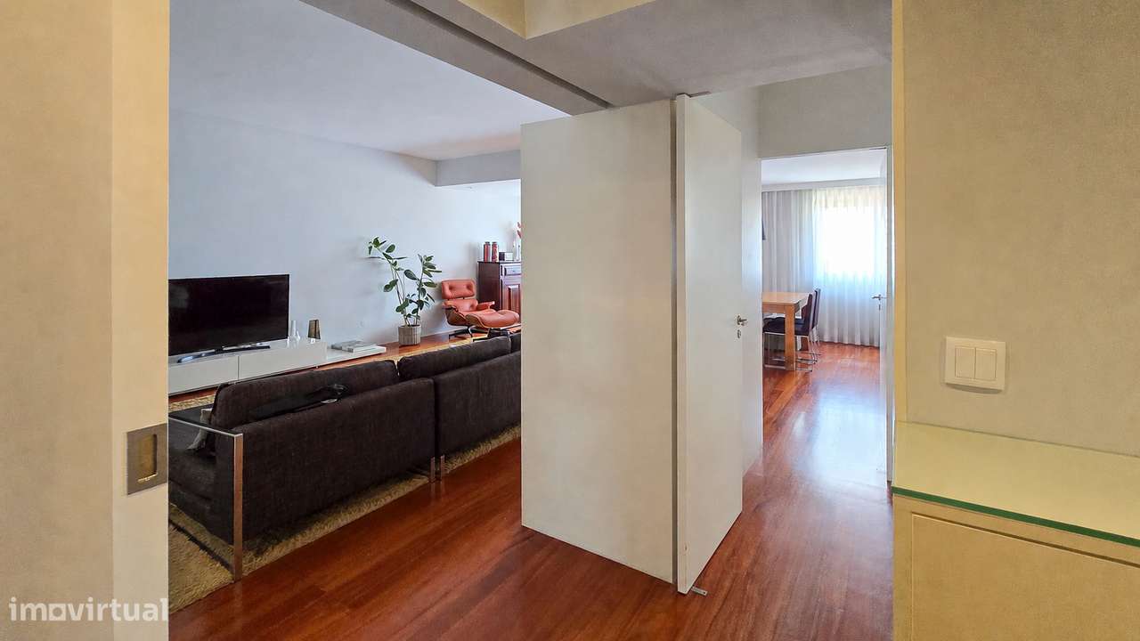 T3 remodelado na Rua do Godinho, Matosinhos com 153m²-21
