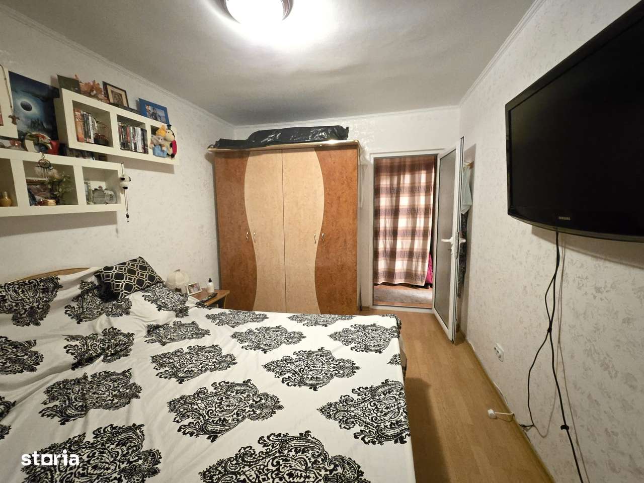 2 camere, Micro 40, zona Posta, etaj 1-3