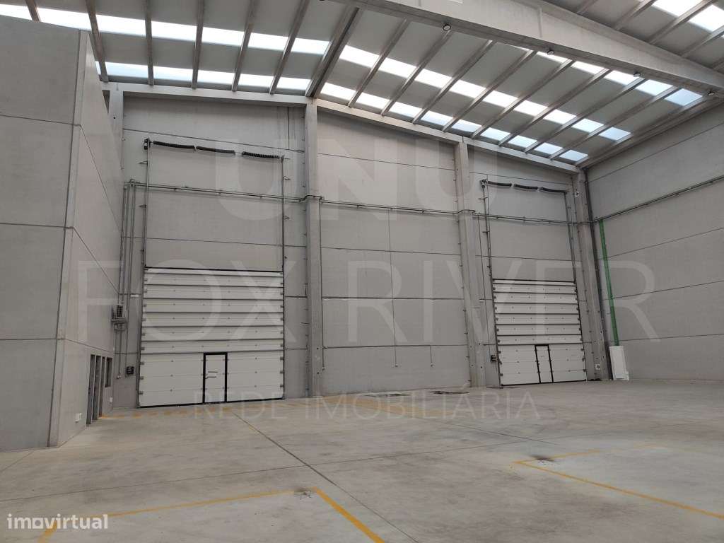 Armazém Industrial para Arrendamento em Gandra, Valença - 4.500 m² ... - Grande imagem: 5/12