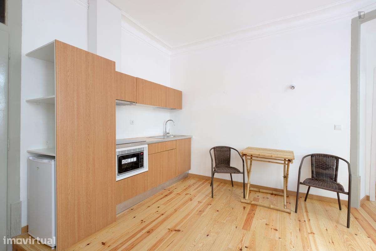 Apartamento com 1 quartos - localizado em Baixa Coimbra - Grande imagem: 2/8
