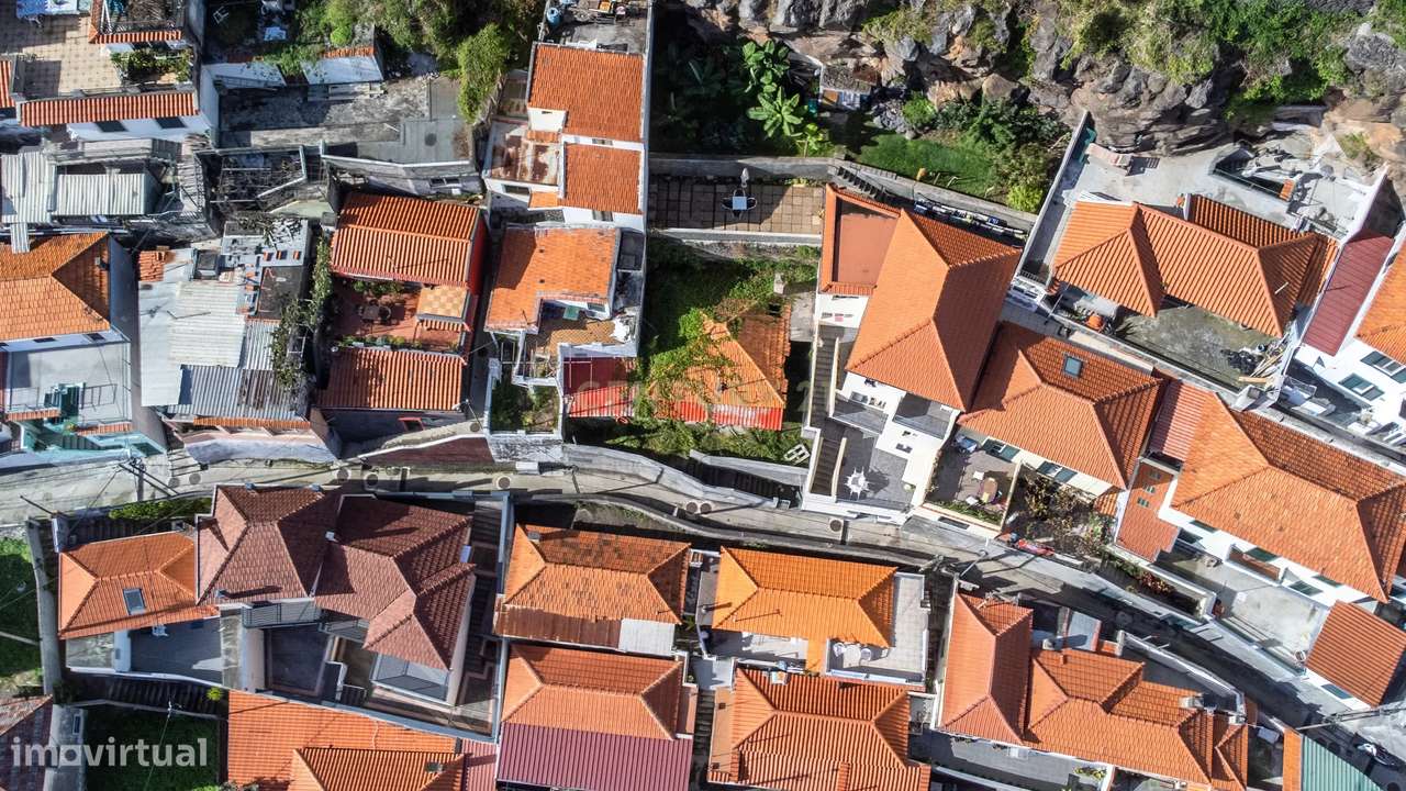 Moradia T2 no coração do Funchal-9