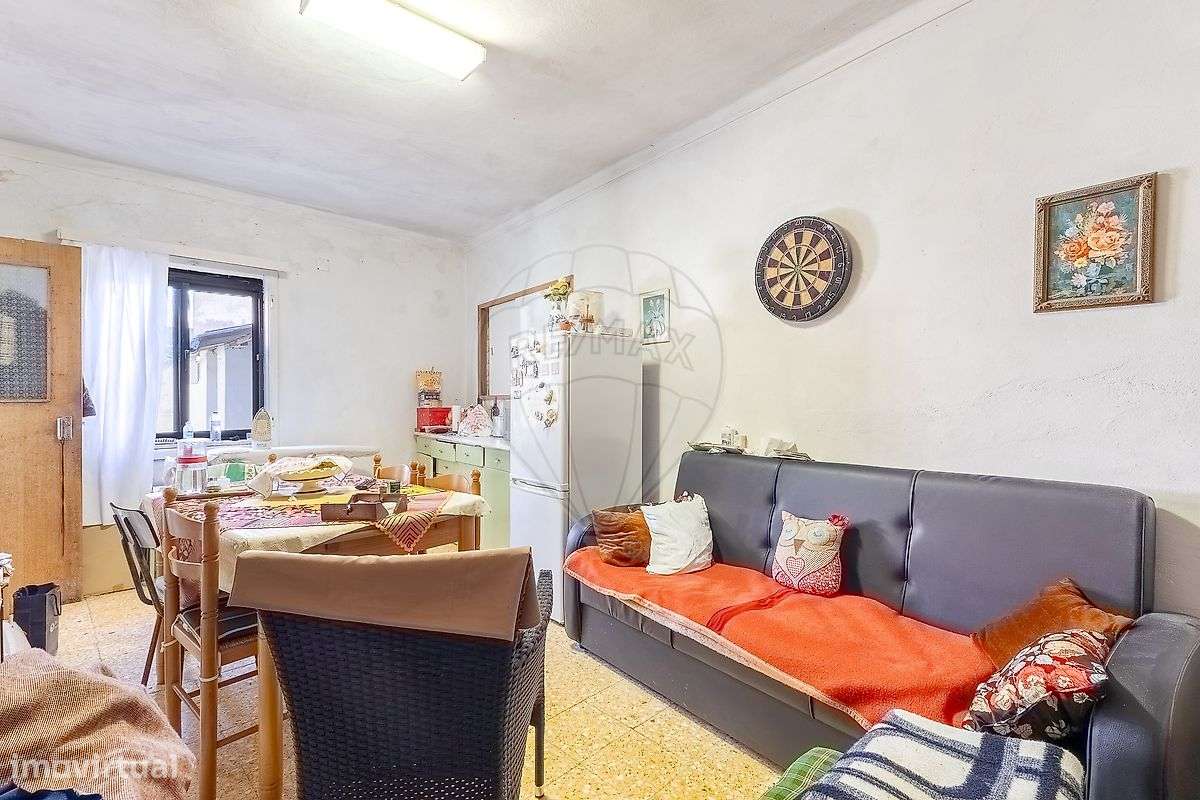 Moradia T2 para venda-10