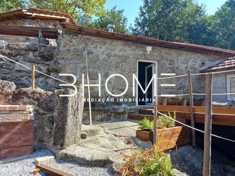 Quinta c/ 18.000m2, Casa Recuperada, c/ Moinhos, localizada em Ribeiro - Grande imagem: 4/35