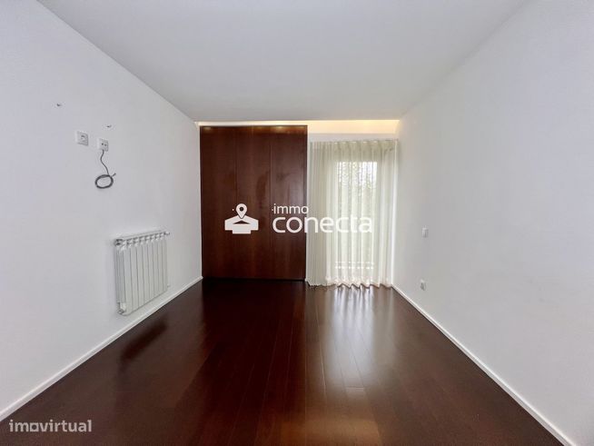 Apartamento T3 com excelente localização, Fraião - Braga-17