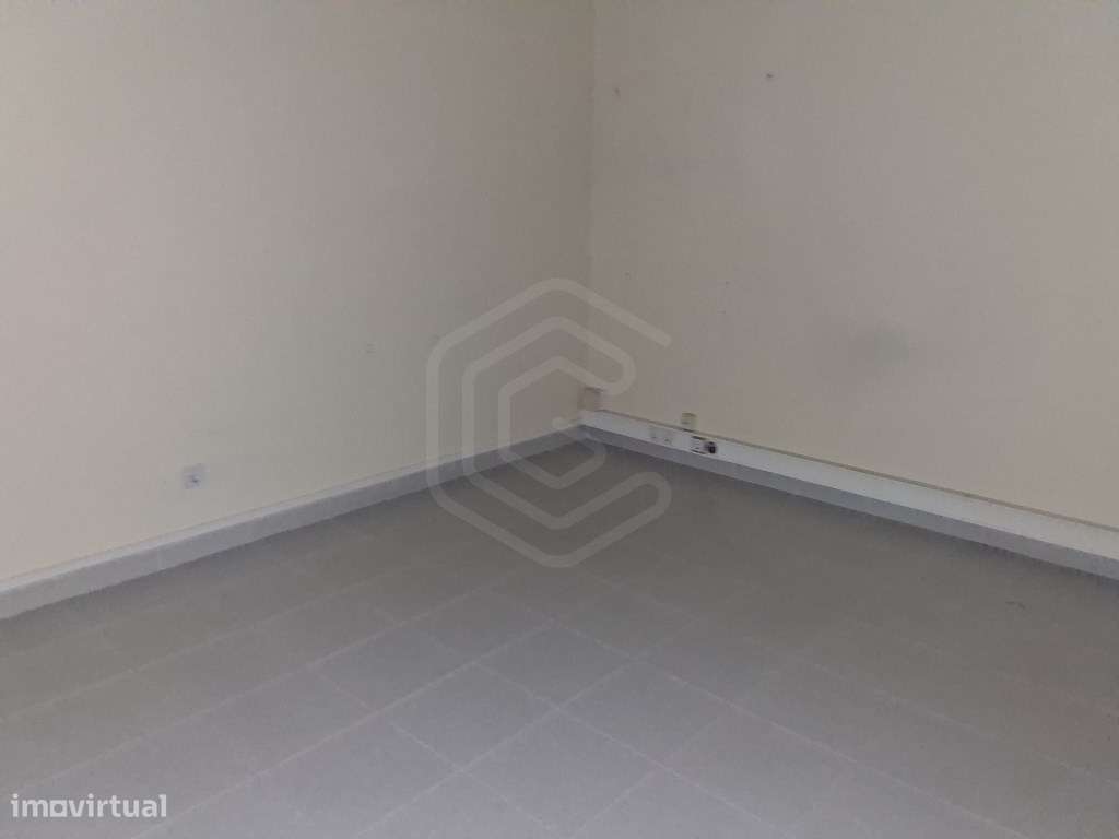 Loja destinada a comercio, central, Faro, Algarve - Grande imagem: 5/21