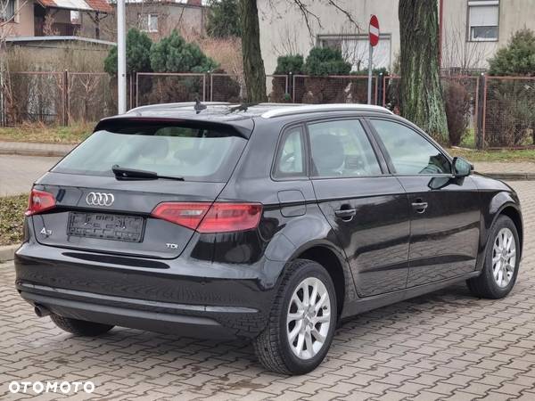 Audi A3 1.6 TDI Attraction - 3