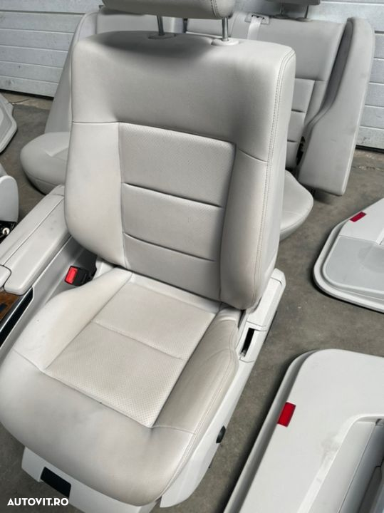 Interior,tapiterie,scaune MERCEDES E-class W212 an 2015 sedan cu incalzire si memorie - 11