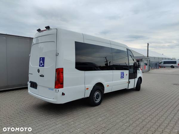 Mercedes-Benz E-Sprinter - 4